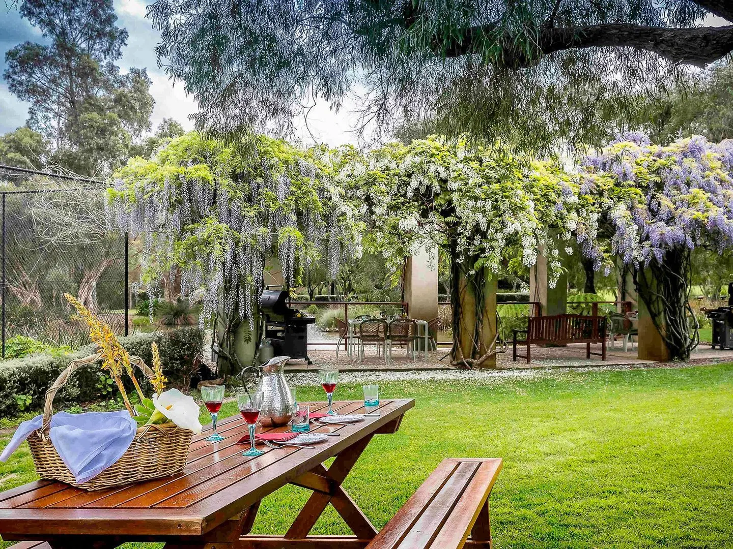 Grand Mercure Basildene Manor Accor Vacation Club Apartments Garten