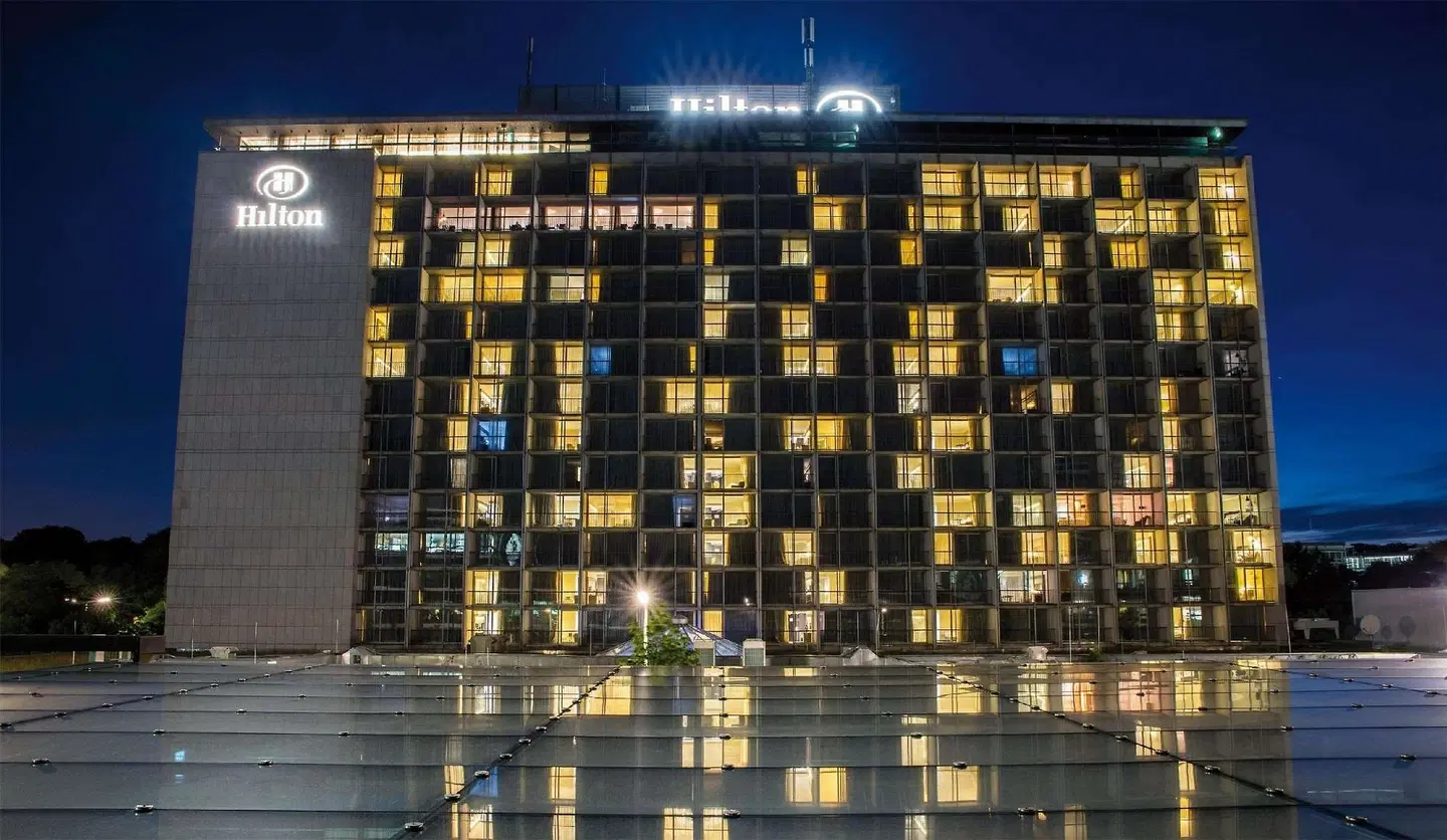 Hilton München Park EXTERIOR