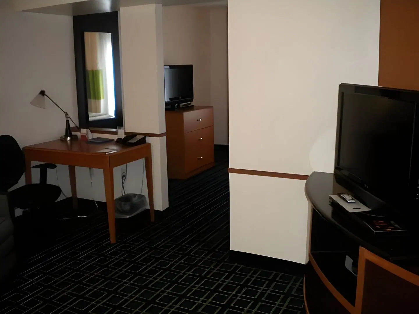 Fairfield Inn & Suites by Marriott Fort Wayne ROOM_EXAMPLE