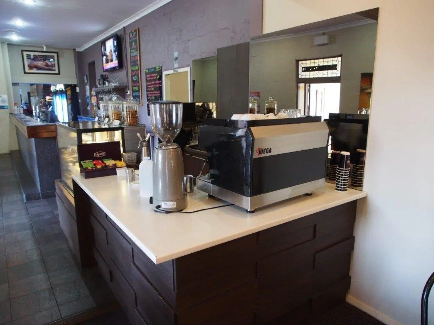 Dongara Hotel Motel Restaurant