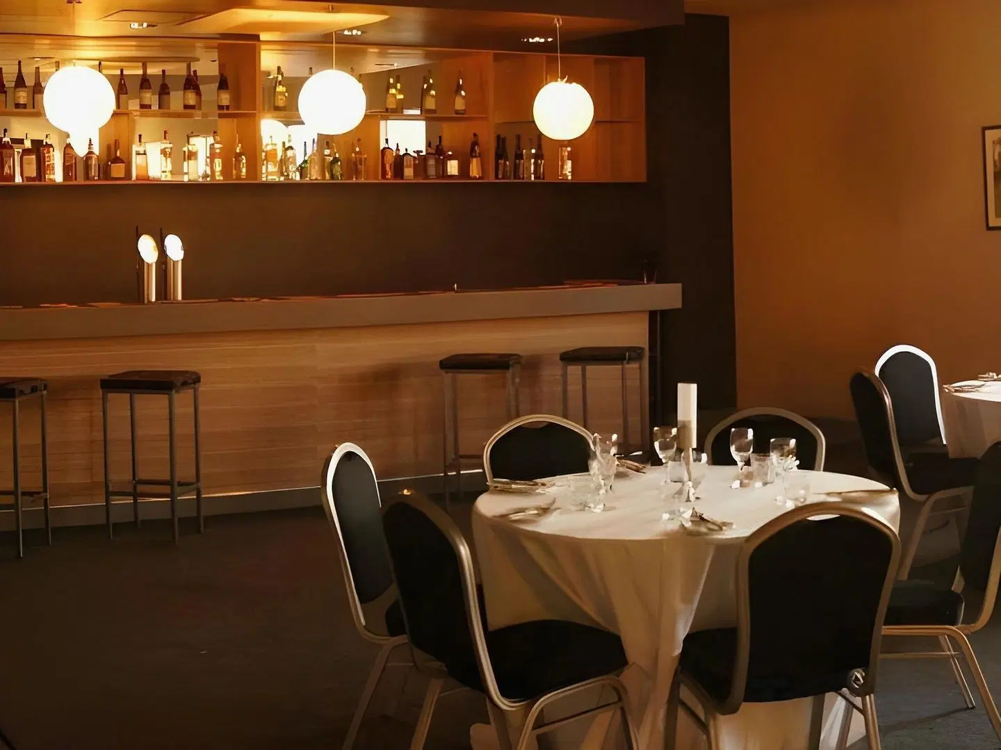 Spinifex Hotel Restaurant