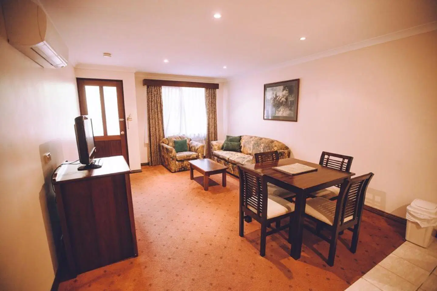 Margaret River Resort ROOM_EXAMPLE