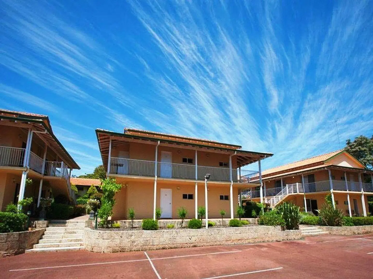 Higgins Lane Motel EXTERIOR