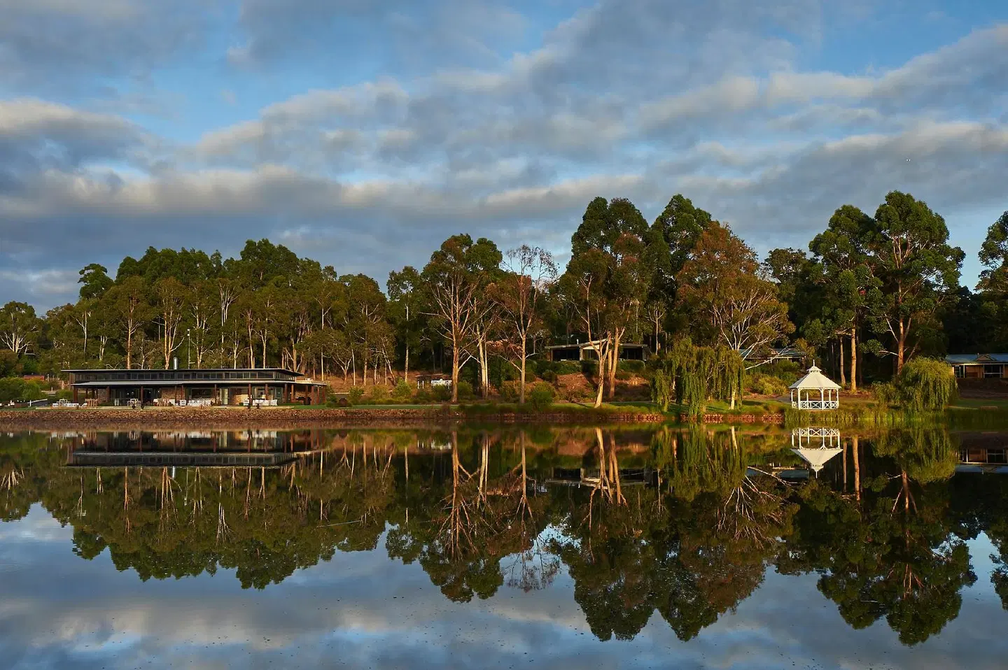 Eight Willows Retreat LANDSCAPE