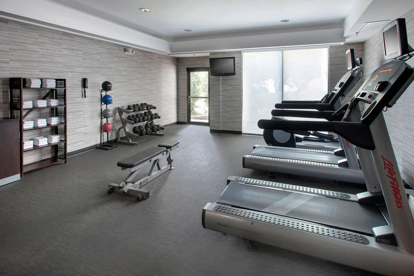 Courtyard by Marriott Princeton SPORTS_AND_LEISURE