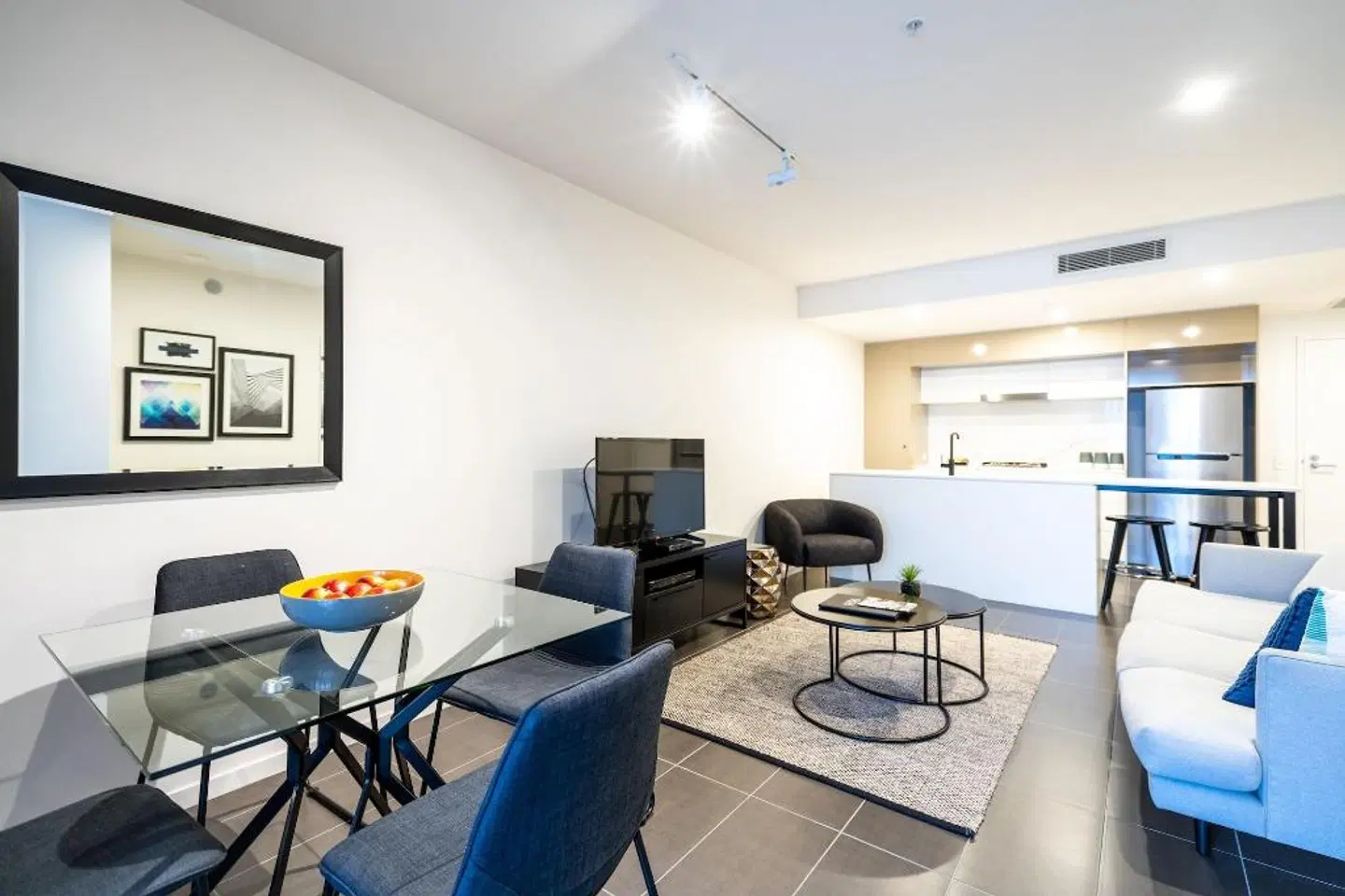 Opera Apartments South Brisbane ROOM_EXAMPLE