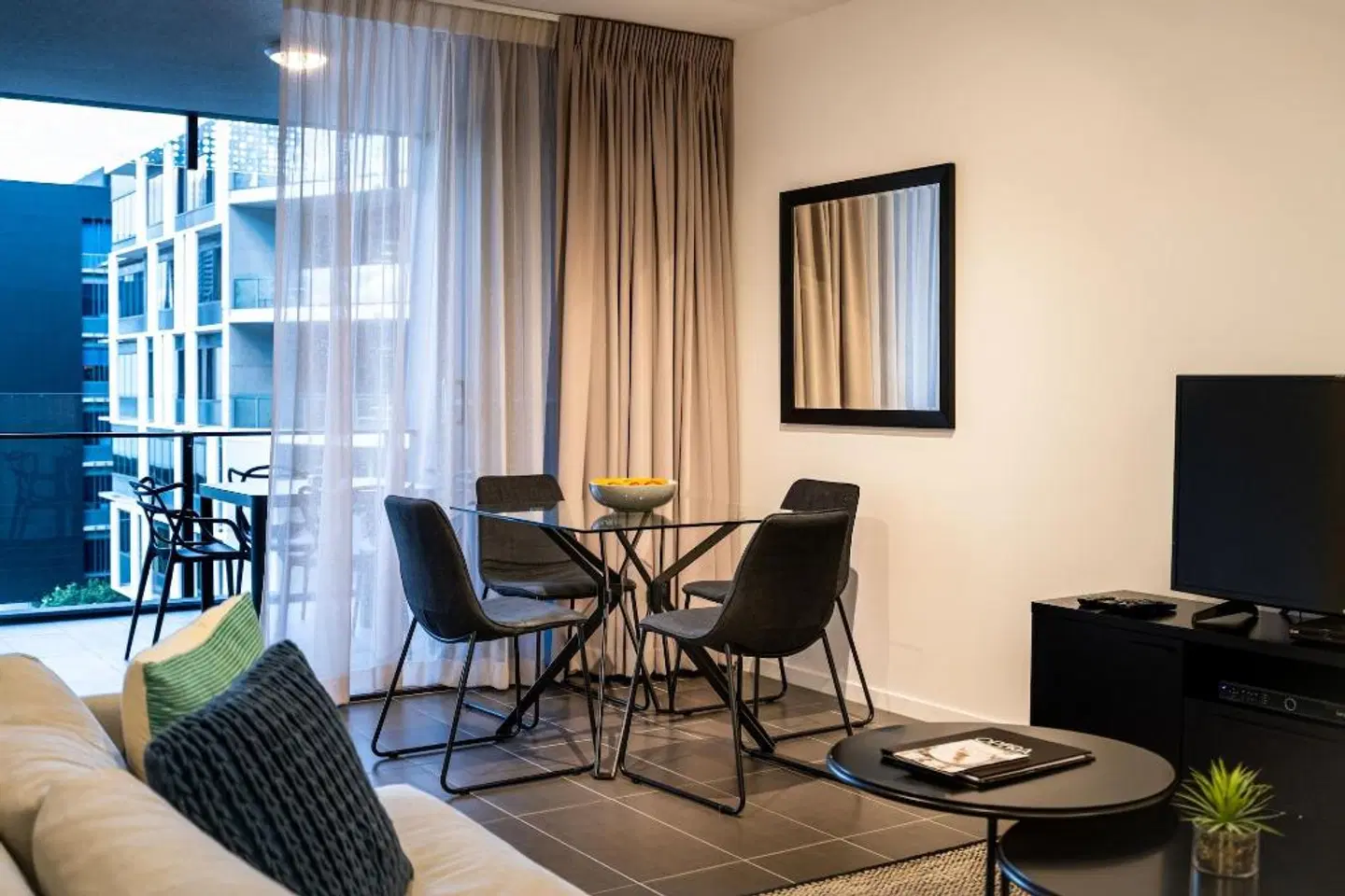 Opera Apartments South Brisbane LOUNGE_LOBBY