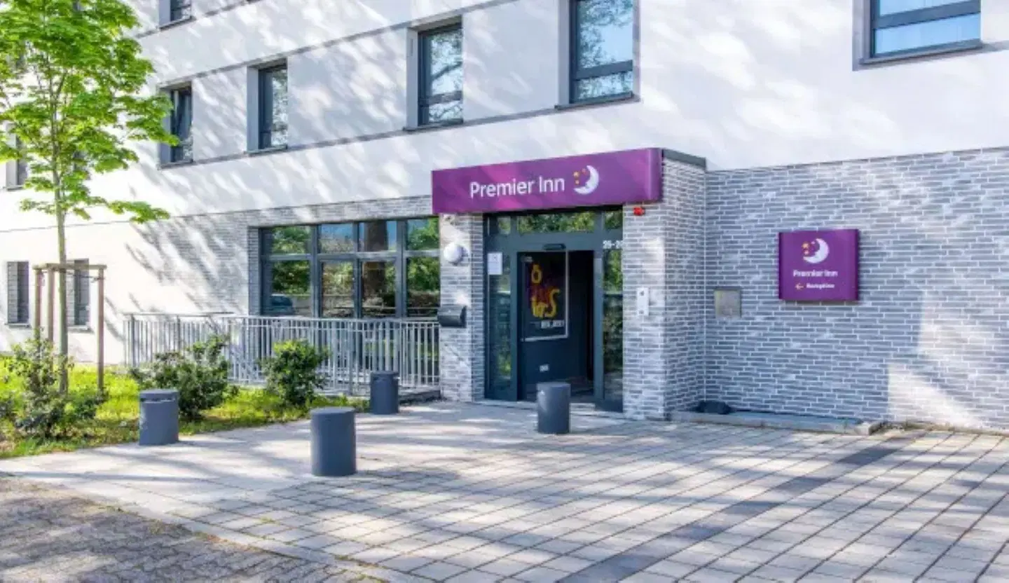 Premier Inn Heidelberg City Bahnstadt Hotel EXTERIOR