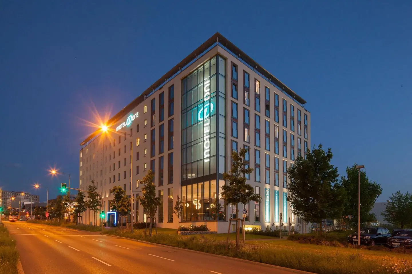 Motel One Stuttgart EXTERIOR