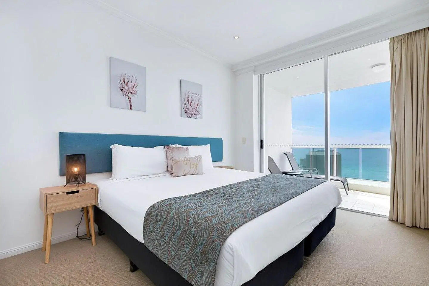Pacific Views Resort ROOM_EXAMPLE