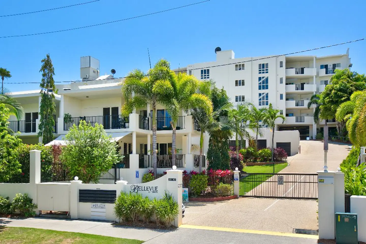 Bellevue At Trinity Beach EXTERIOR