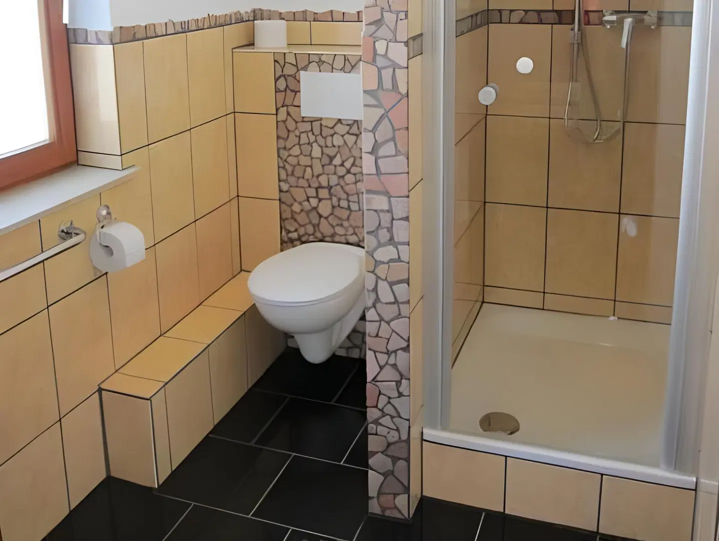 Europa Pension Rust Badezimmer