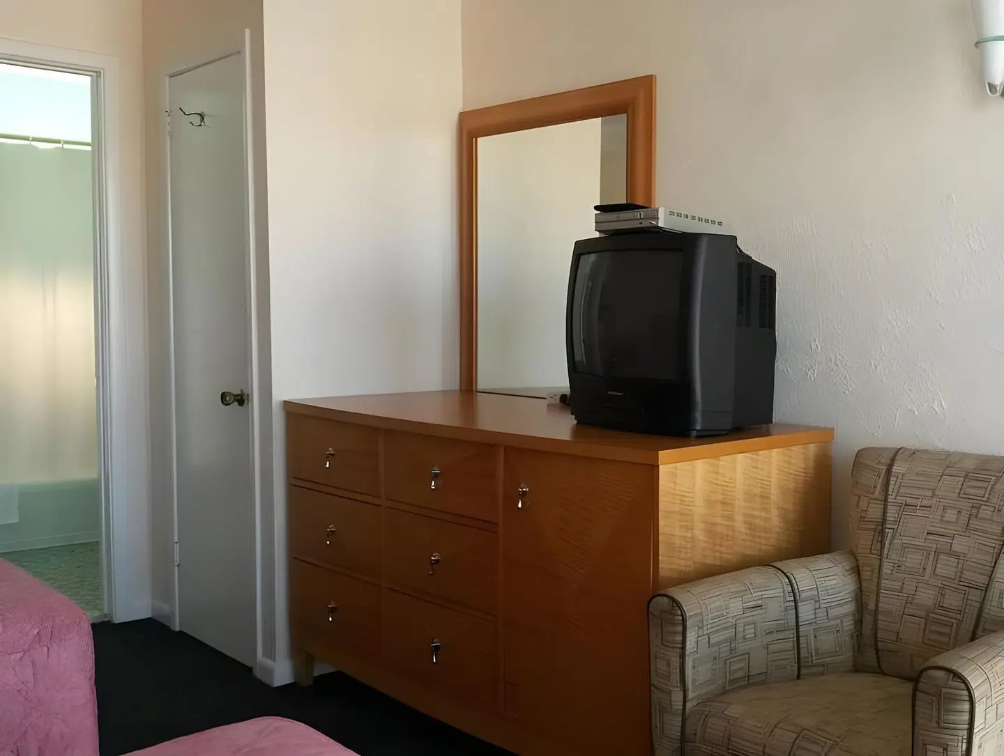 Blue Water Motel ROOM_EXAMPLE