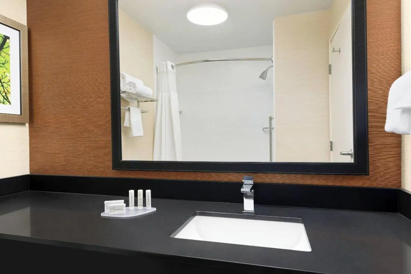 Fairfield Inn by Marriott Deptford Badezimmer
