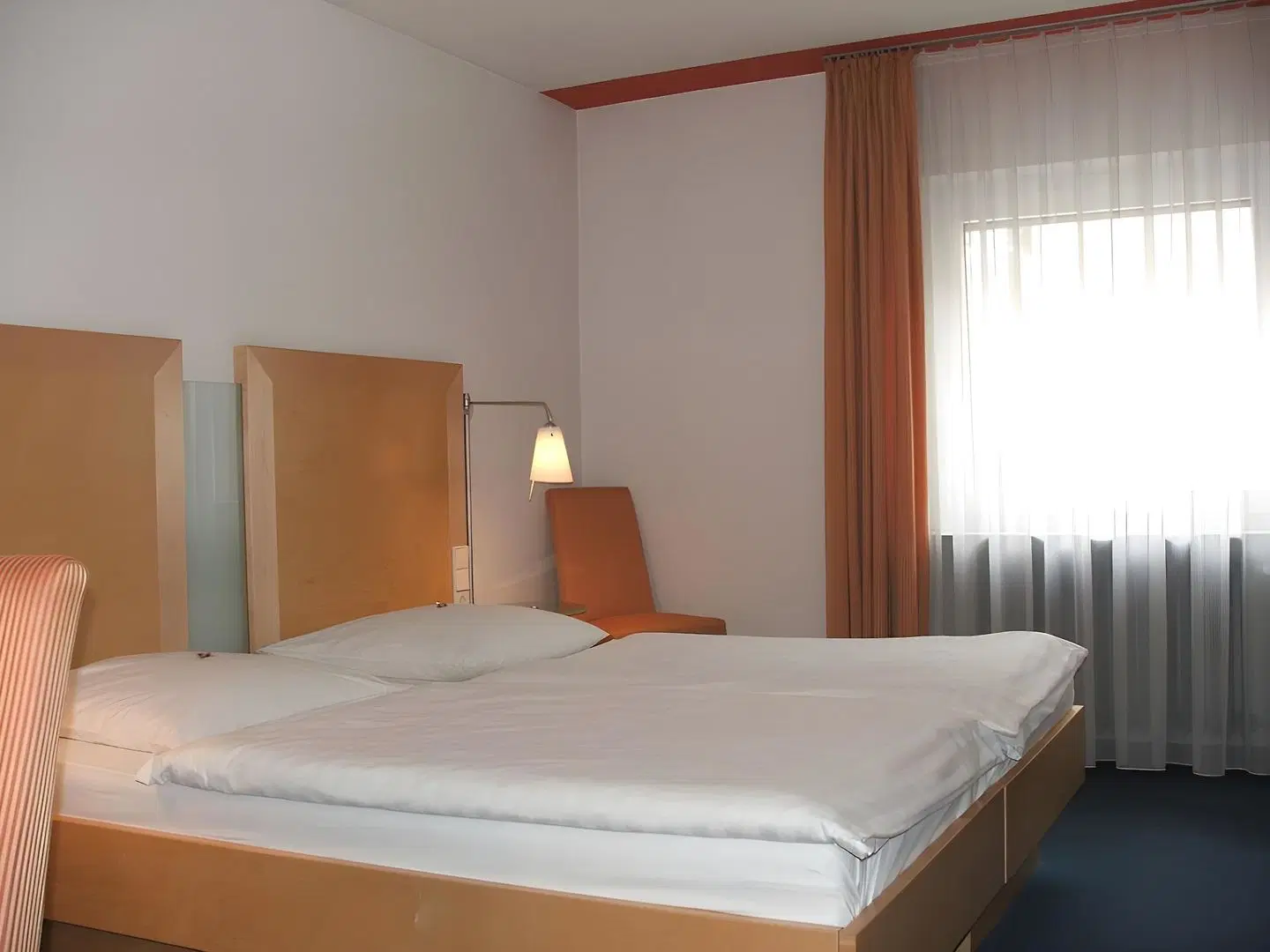 Elite ROOM_EXAMPLE