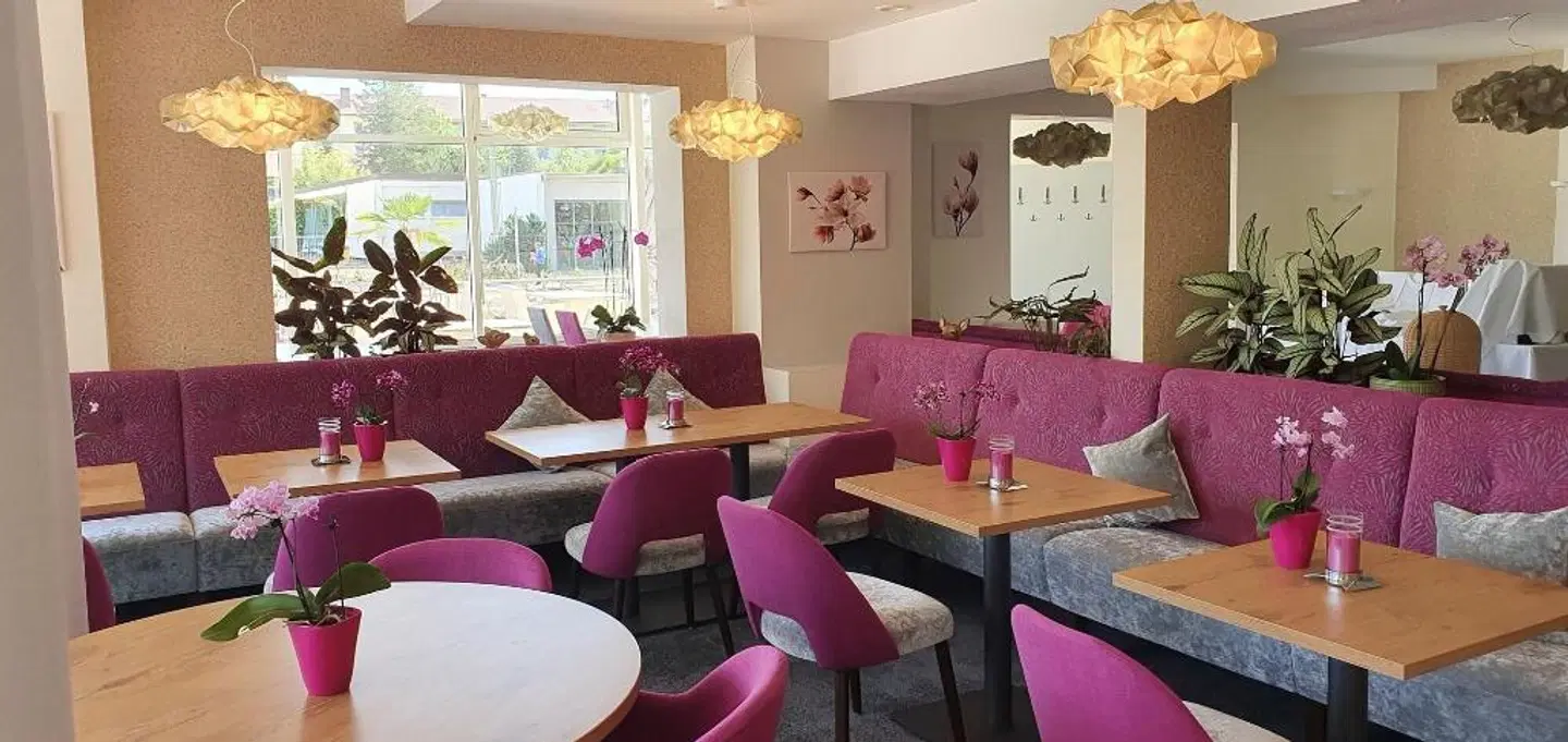 Eden Hotel an den Thermen Bar