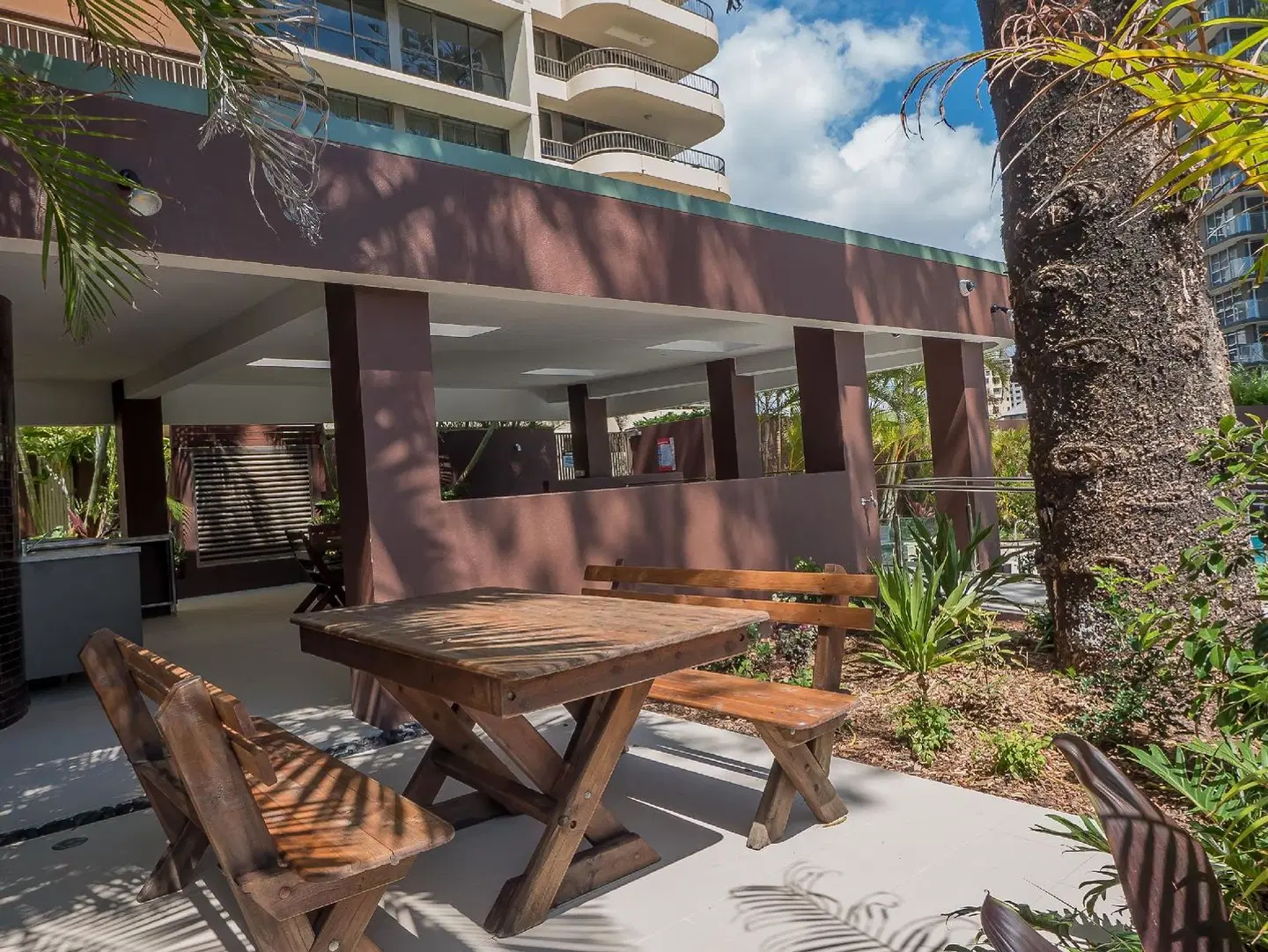 Norfolk Luxury Beachfront Apartments Terrasse