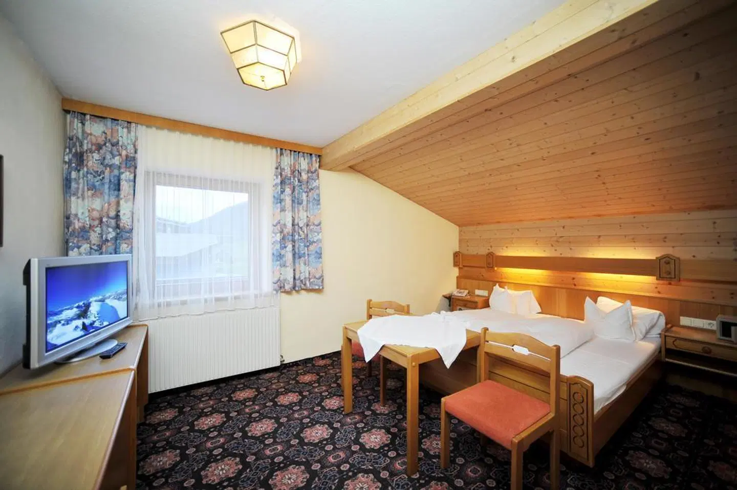 Kirchler ROOM_EXAMPLE