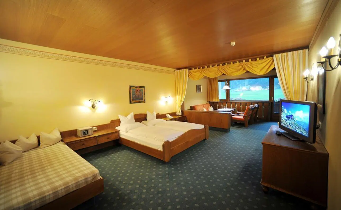 Kirchler ROOM_EXAMPLE