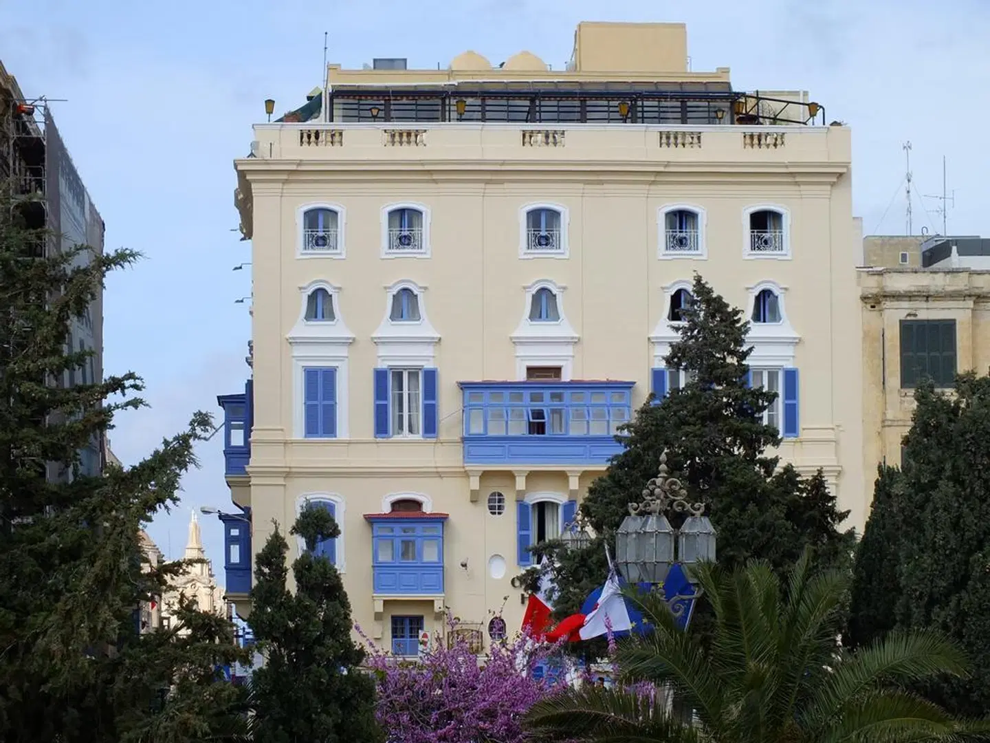 Castille Hotel EXTERIOR