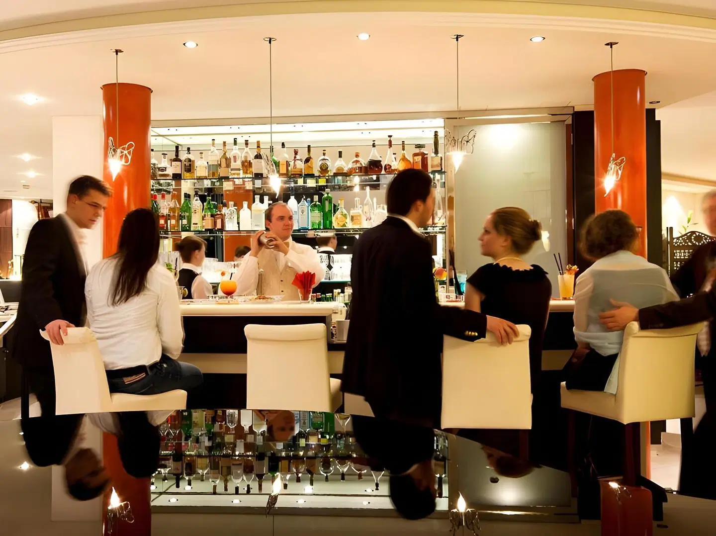 La Casa Bar