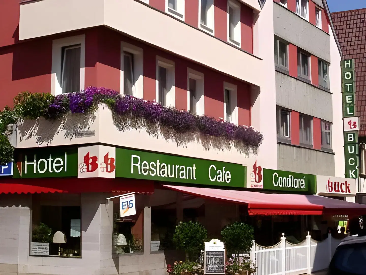 Buck mit Gästehaus EXTERIOR