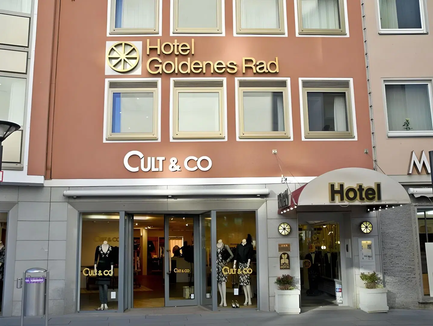 Goldenes Rad EXTERIOR