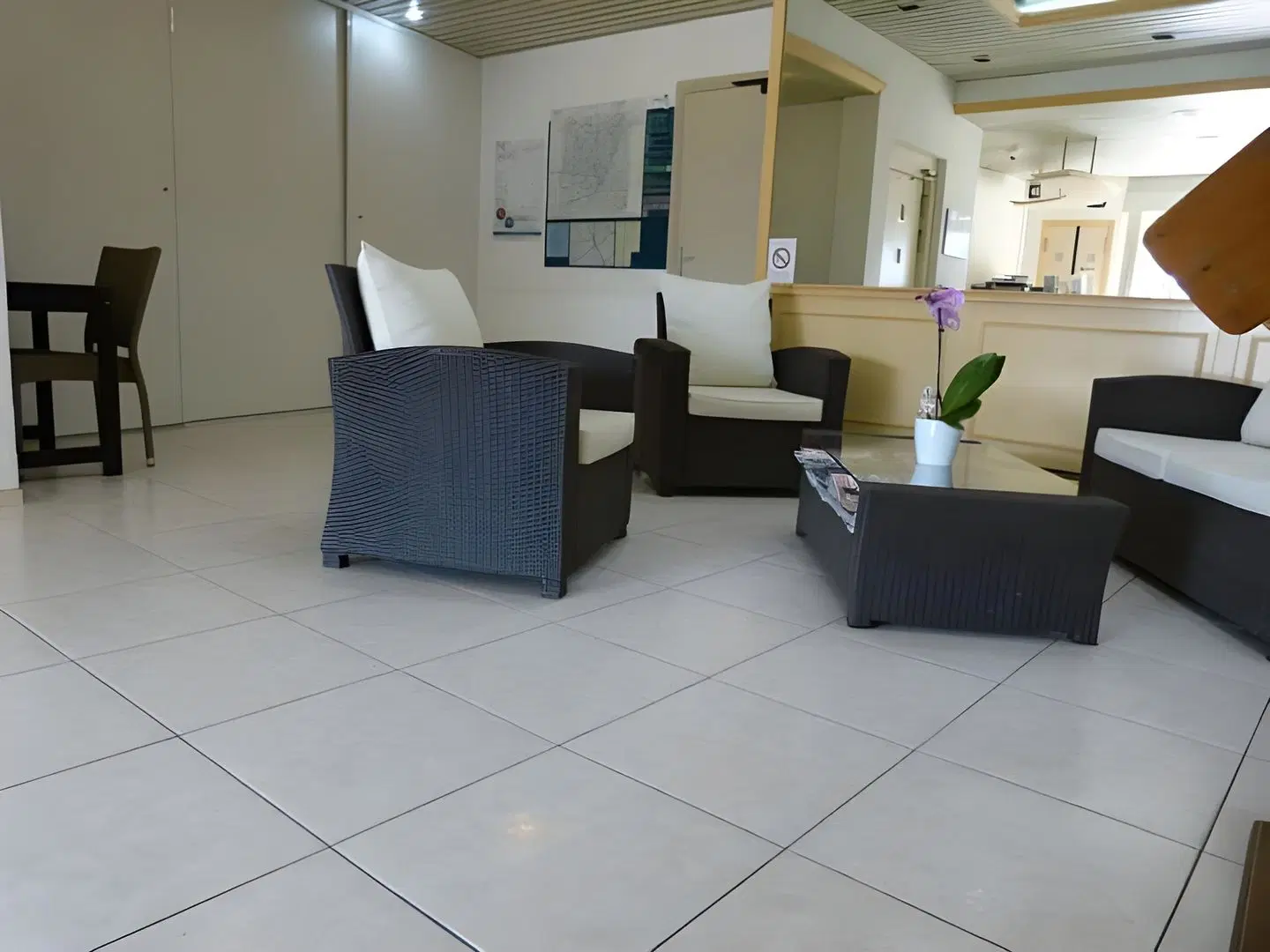 Terminus LOUNGE_LOBBY