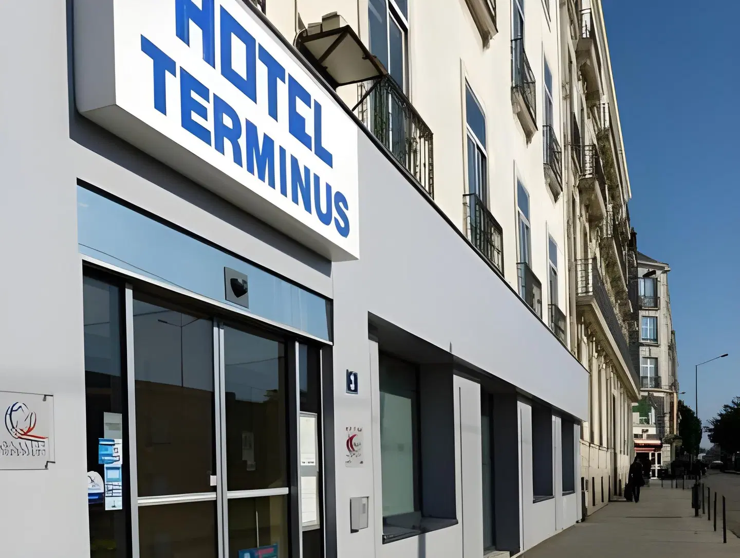 Terminus EXTERIOR