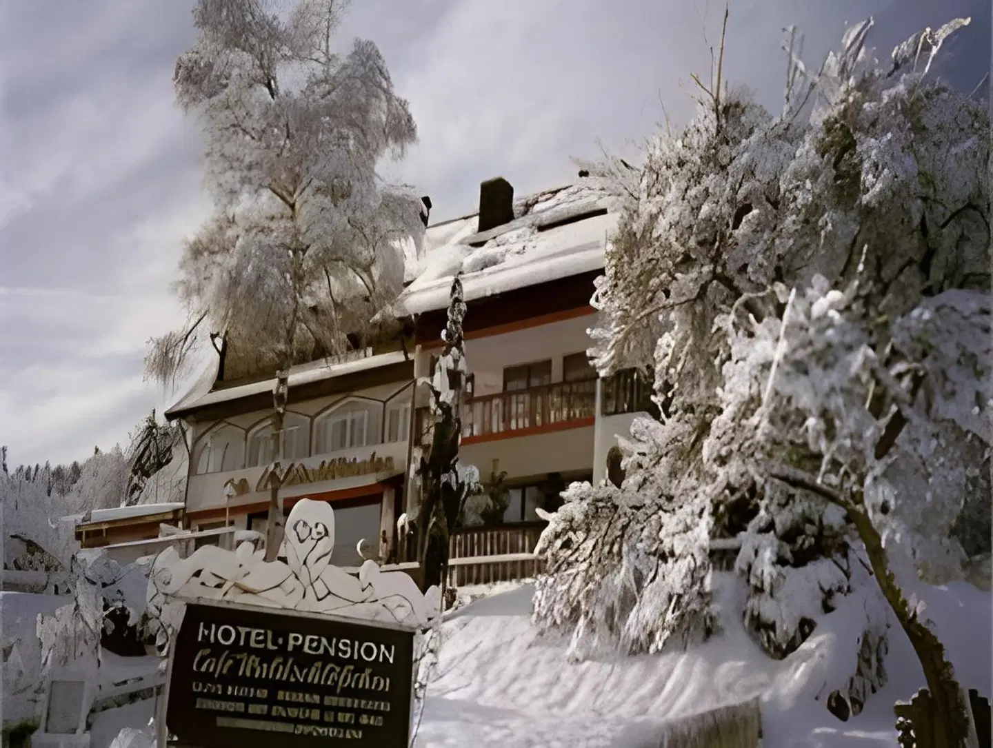 Waldschlößchen EXTERIOR