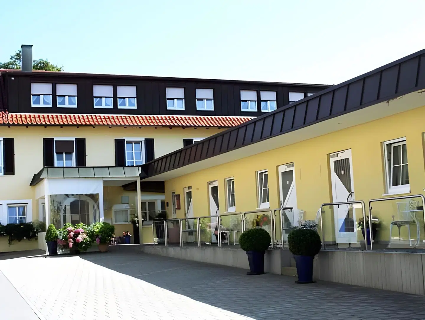 In der Breite EXTERIOR