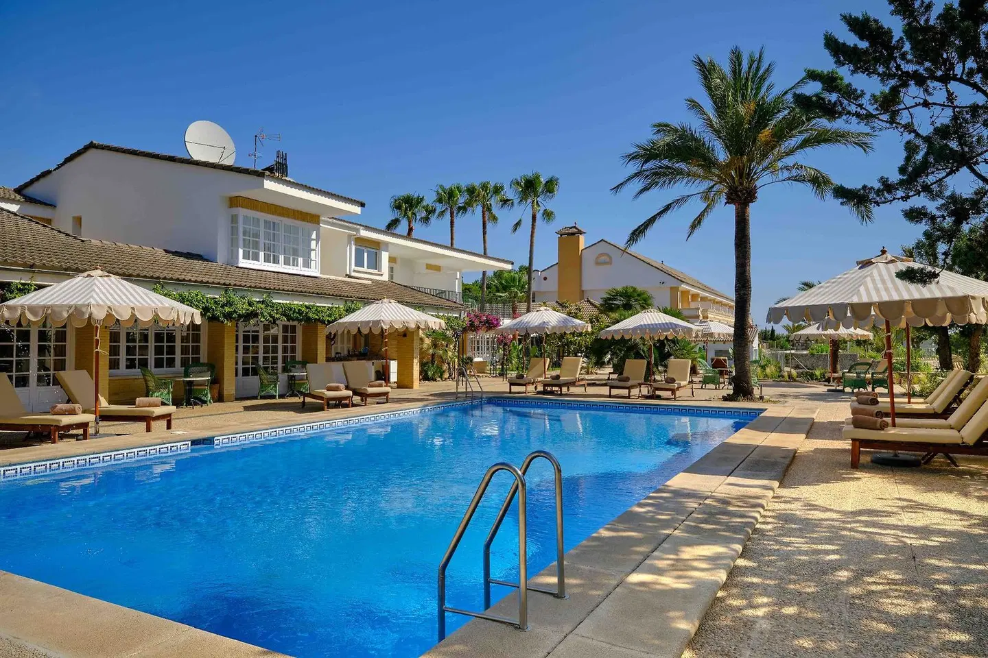 La Moraleja OUTDOOR_POOL