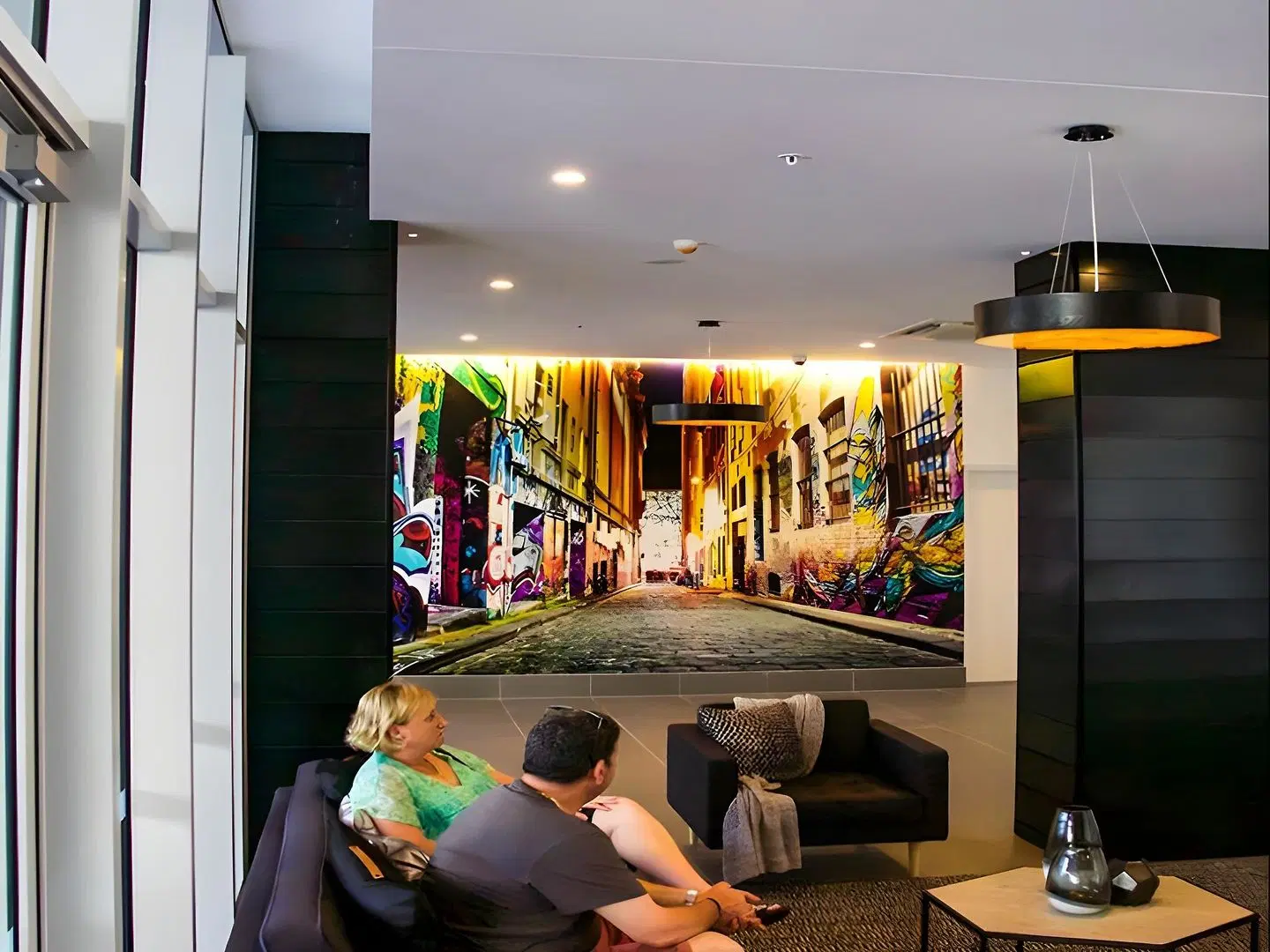 Synergy Broadbeach LOUNGE_LOBBY