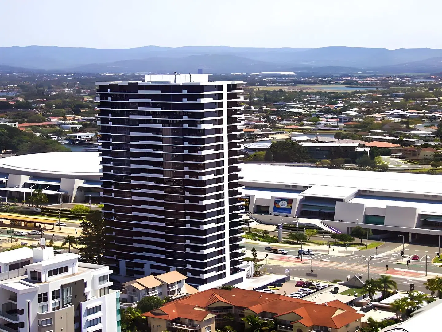 Synergy Broadbeach EXTERIOR
