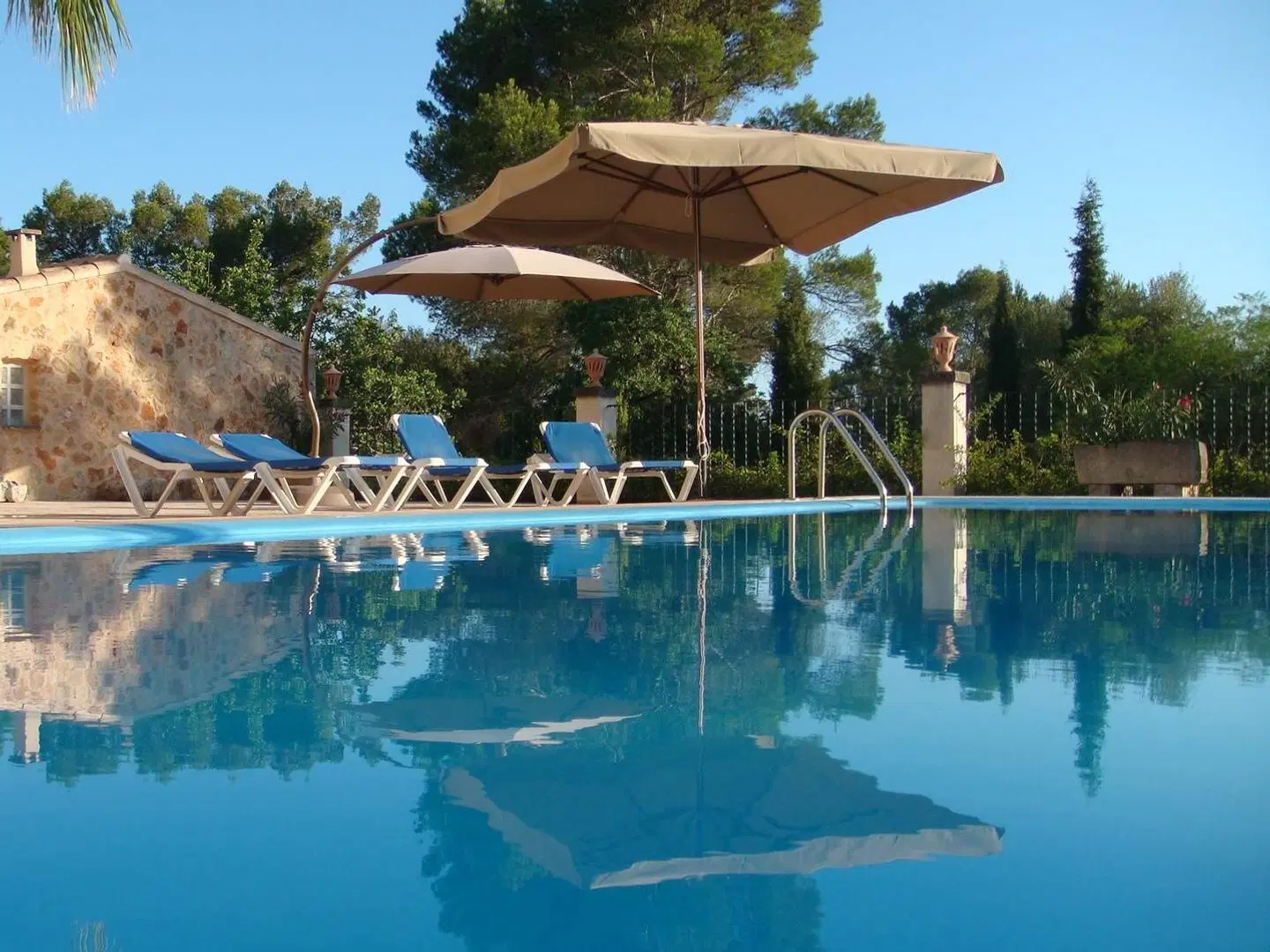 Agroturisme Perola Only Adults OUTDOOR_POOL