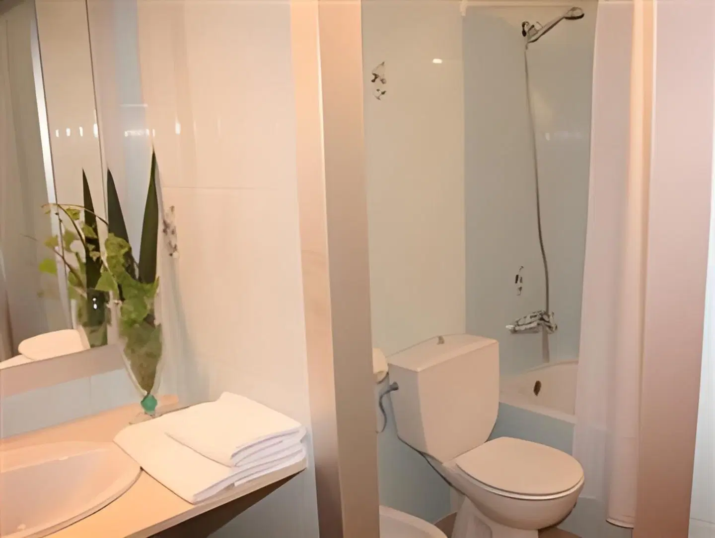 Apartamentos Estanques Badezimmer