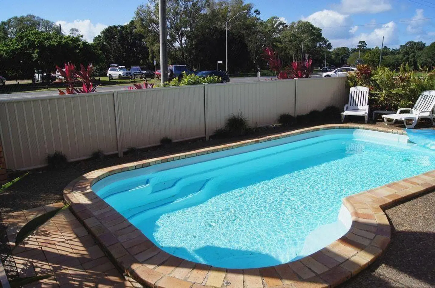Beachside Motor Inn OUTDOOR_POOL