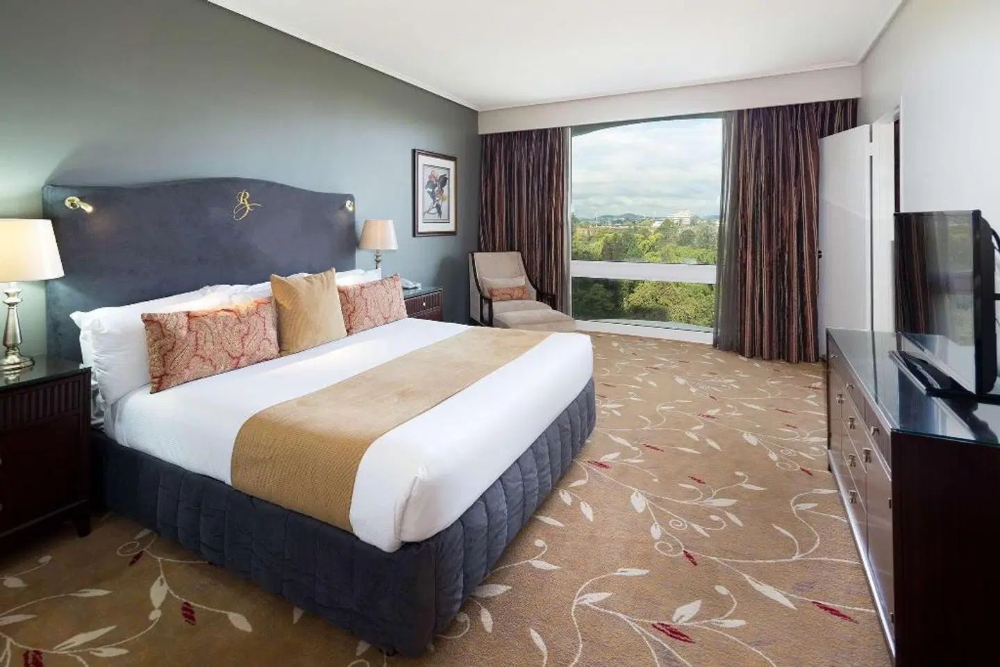 Royal On The Park ROOM_EXAMPLE