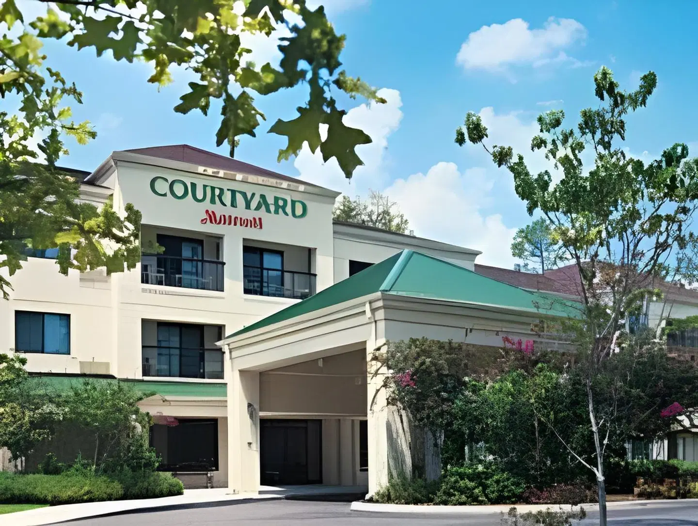 Courtyard by Marriott Newark Liberty International Airport EXTERIOR