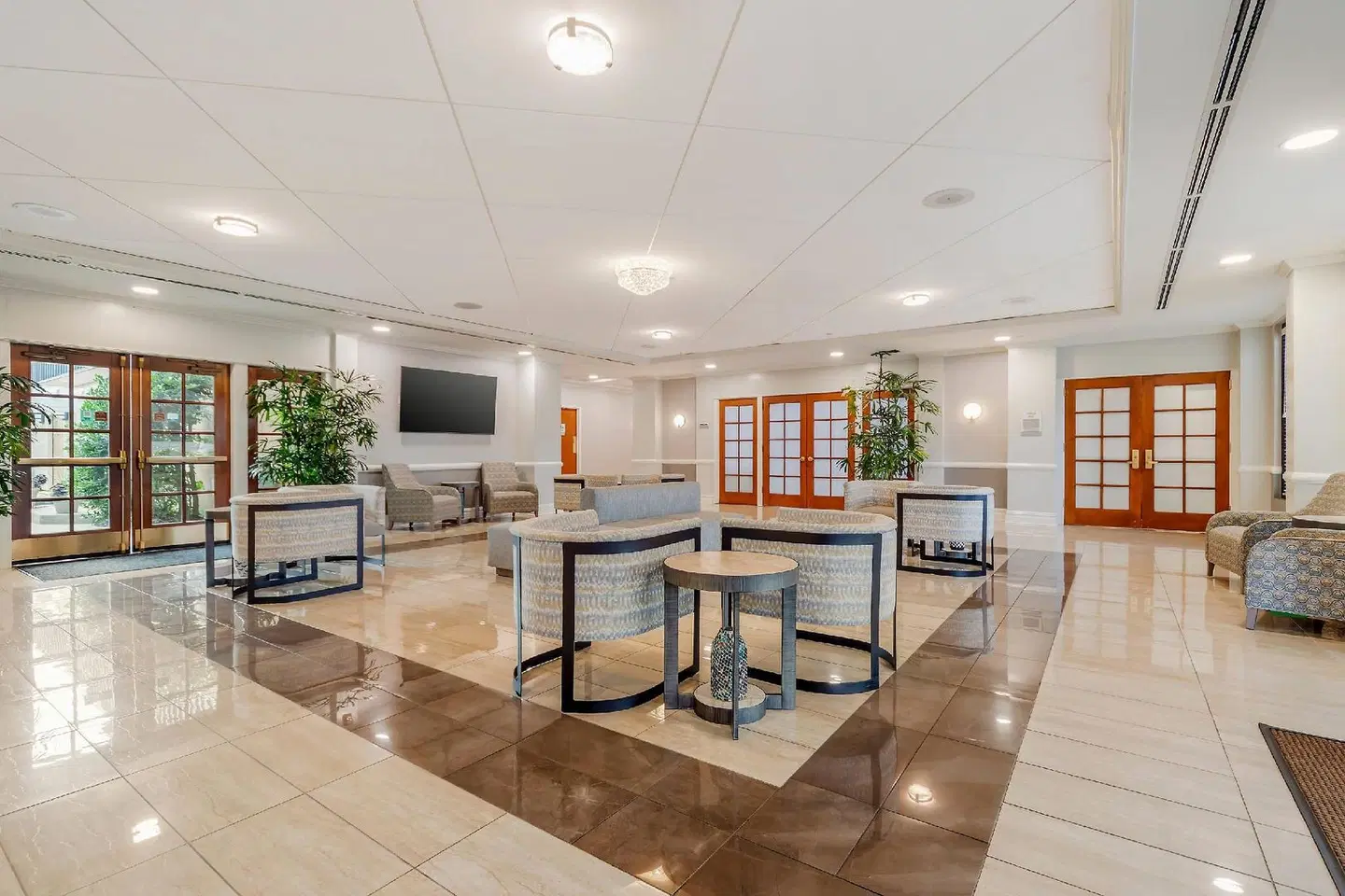 Clarion Hotel & Conference Center LOUNGE_LOBBY