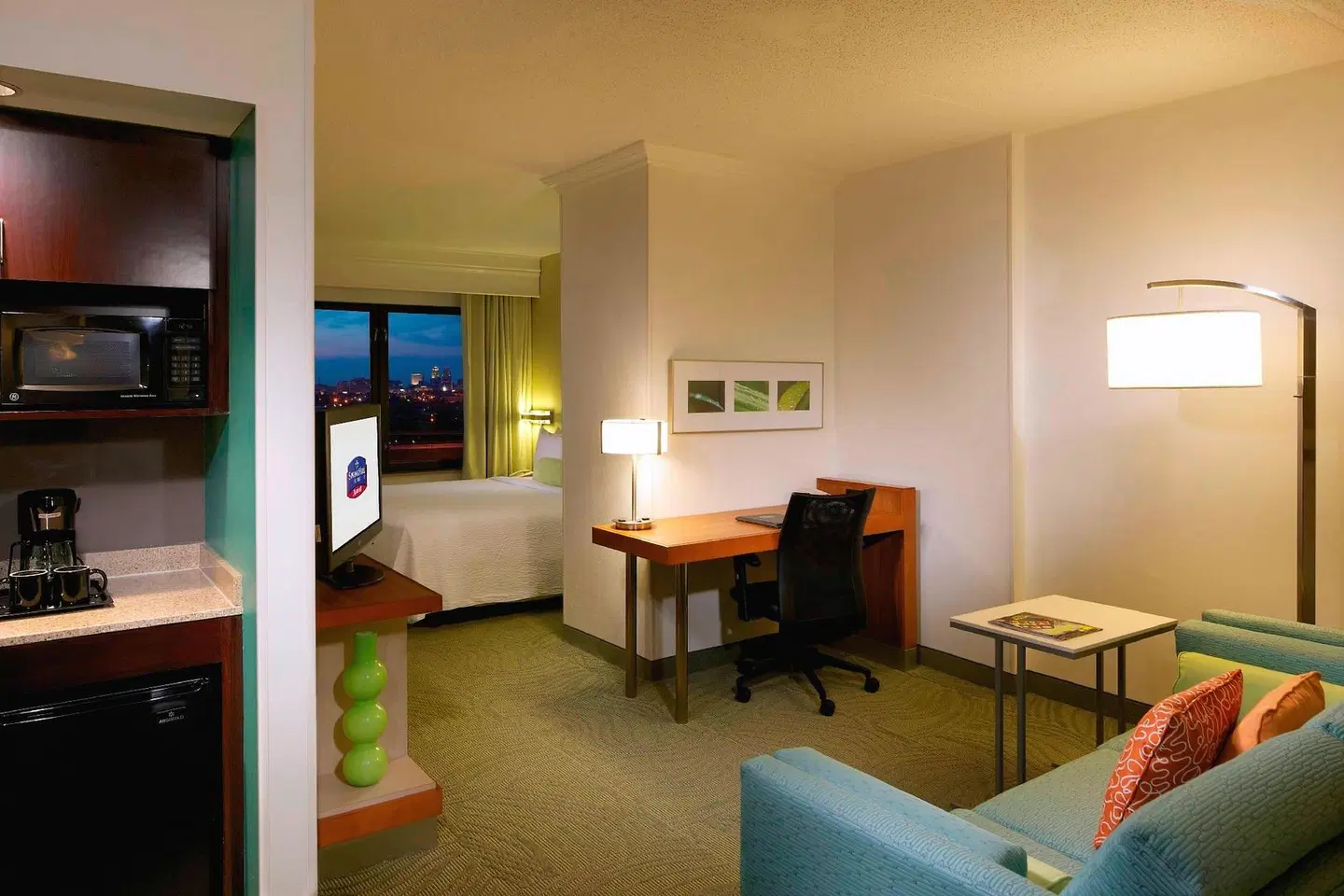 SpringHill Suites by Marriott Newark Liberty International Airport ROOM_EXAMPLE
