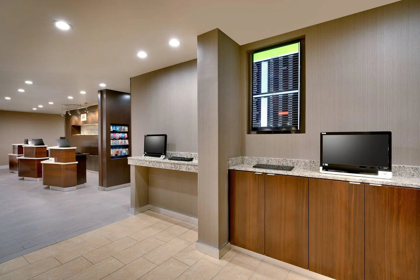 Courtyard by Marriott Charlotte Airport/Billy Graham Parkway ROOM_EXAMPLE