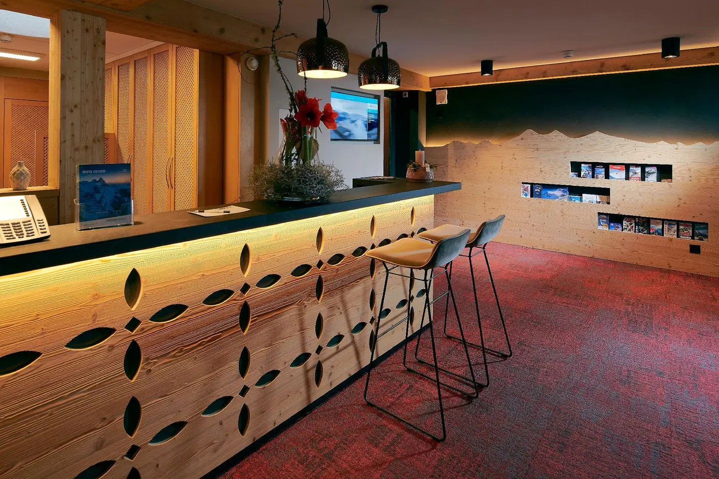 Central Wolter Bar