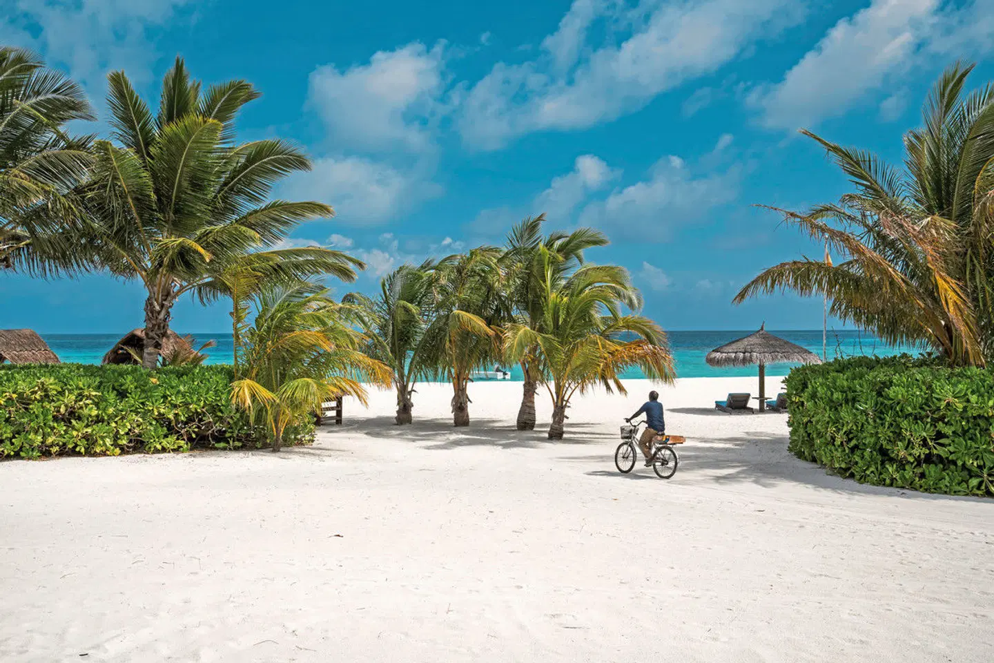 Constance Moofushi Maldives Strand
