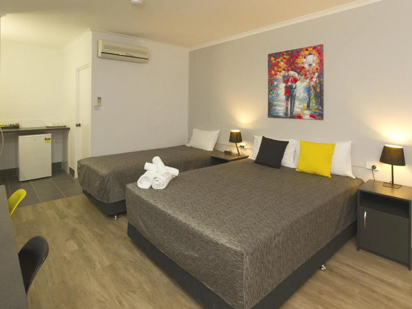 Glenmore Palms Motel ROOM_EXAMPLE