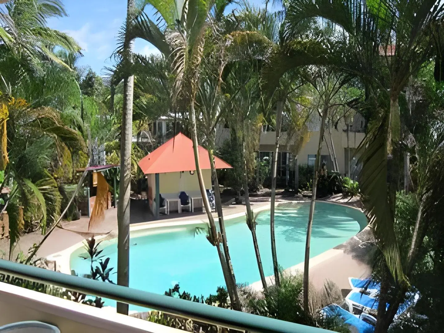 Tradewinds McLeod Holiday Apartments OUTDOOR_POOL