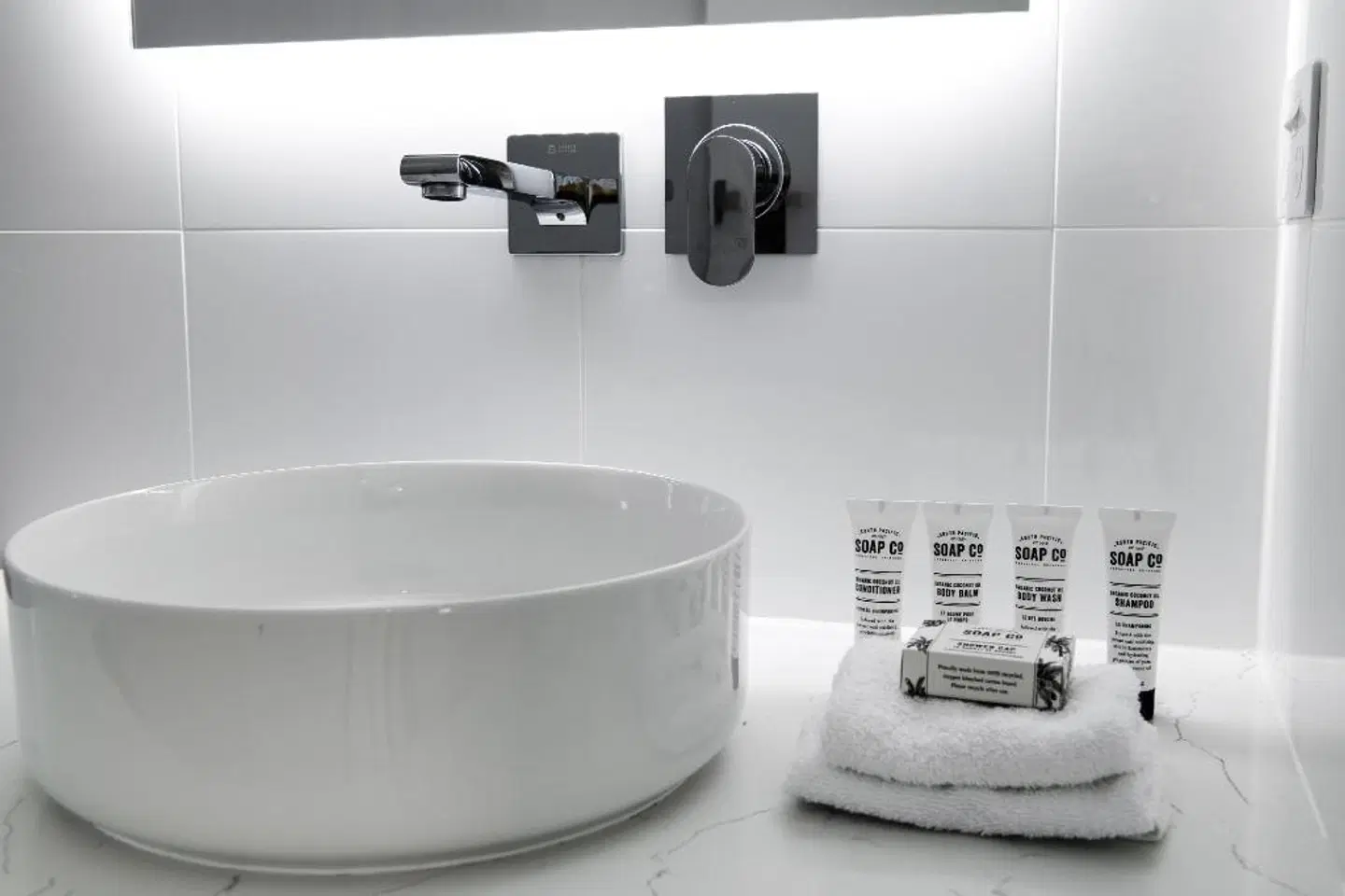 Iconic Kirra Beach Resort Badezimmer