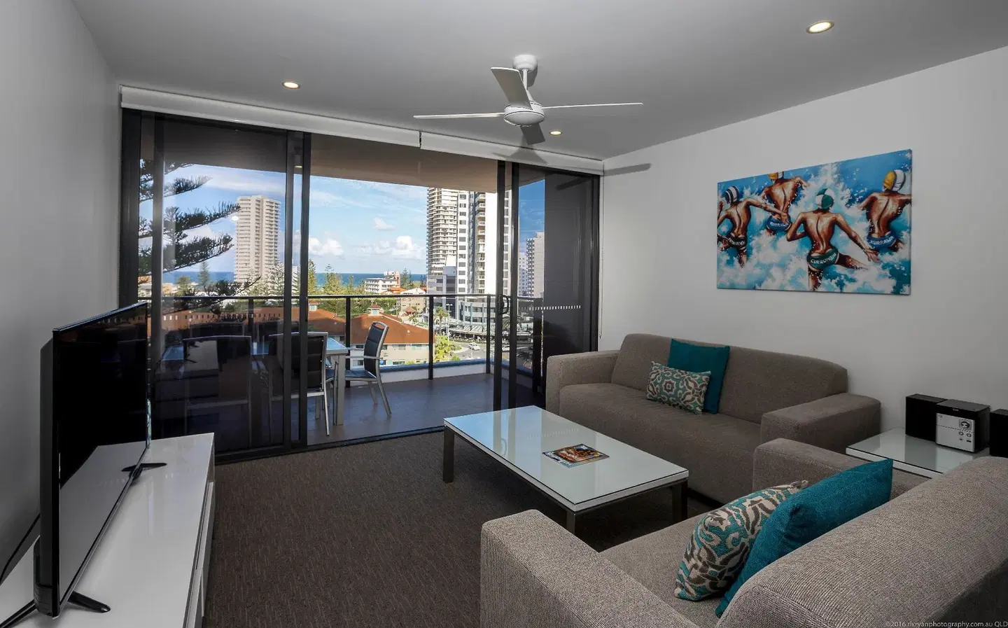 Qube Broadbeach ROOM_EXAMPLE