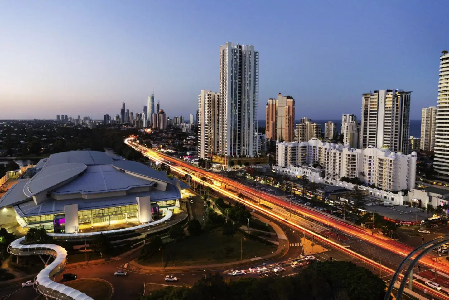 Qube Broadbeach LANDSCAPE