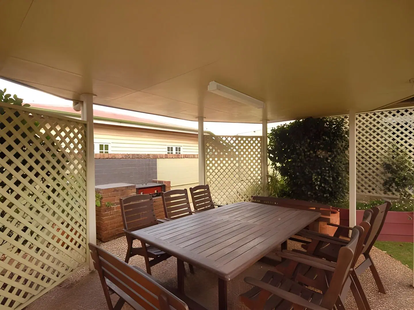 Country Gardens Motor Inn Terrasse